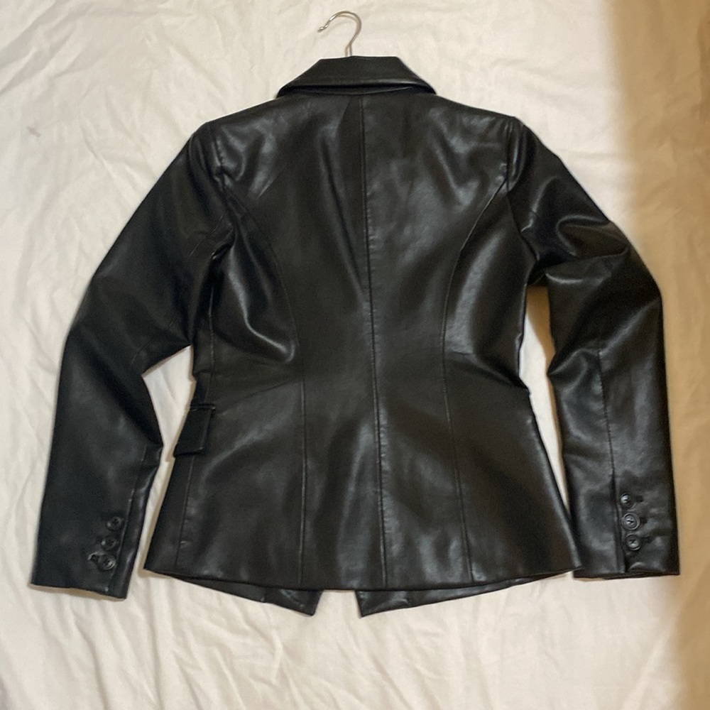 NEW- BCBGMAXAZRIA TAILORED FAUX LEATHER JACKET - Picture 3 of 10
